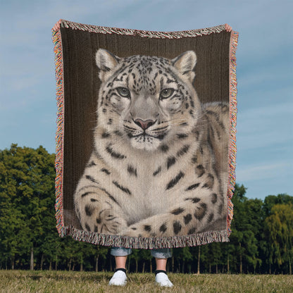 Majestic Snow Leopard Woven Blanket – The Perfect Valentine's Gift for Wildlife Lovers