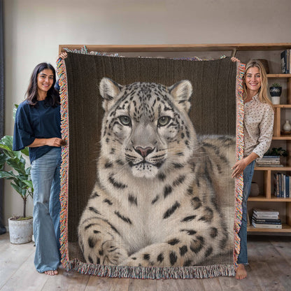 Majestic Snow Leopard Woven Blanket – The Perfect Valentine's Gift for Wildlife Lovers